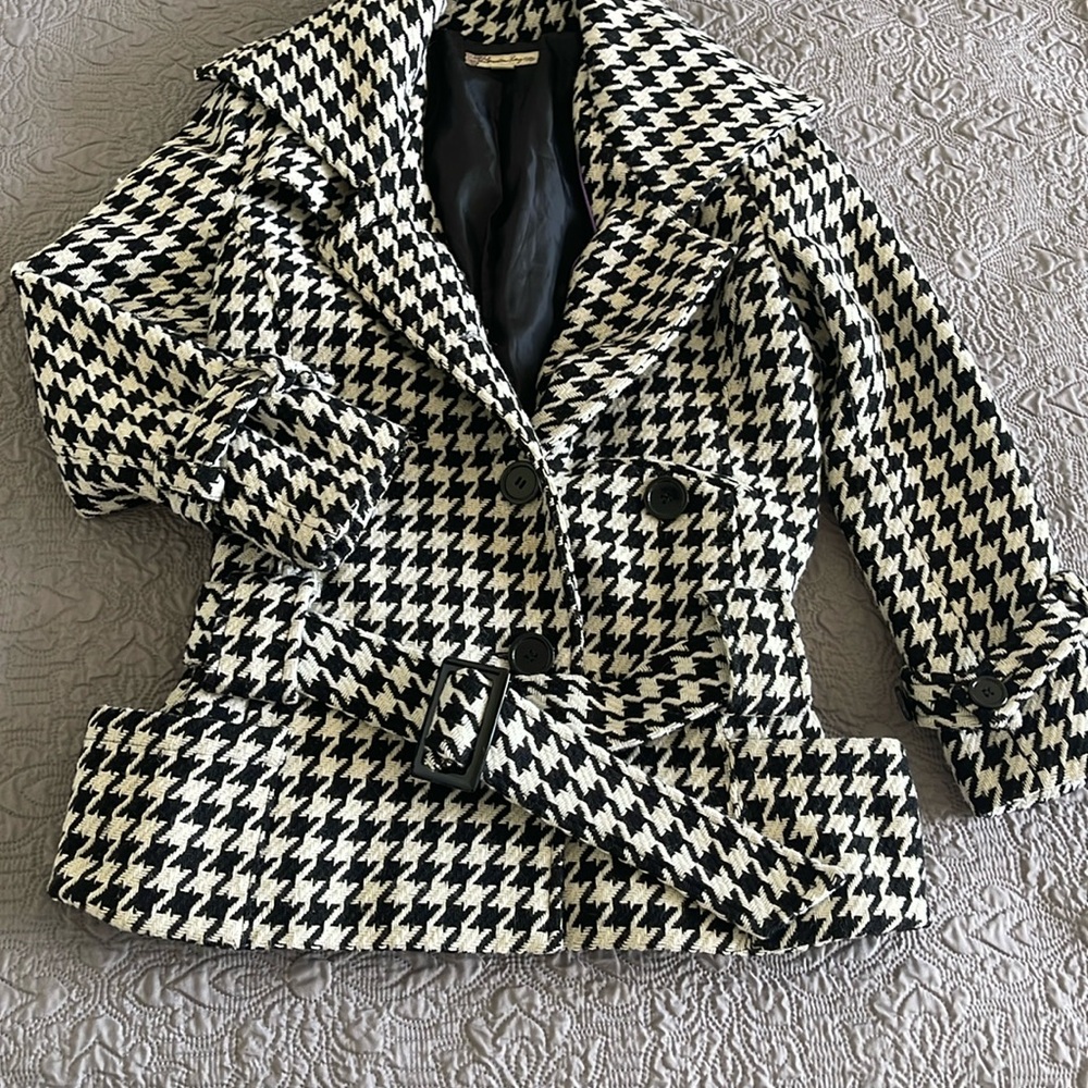 American Rag black and white houndstooth jacquard peacoat with belt